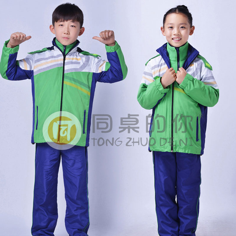學(xué)校冬季校服沖鋒衣