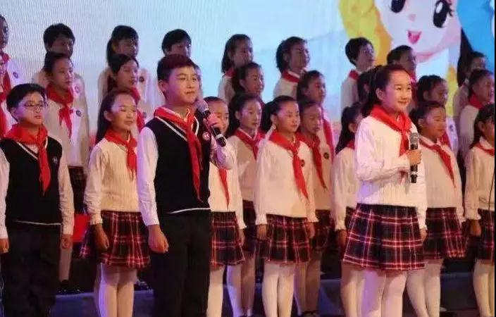丹陽市華南實(shí)驗學(xué)校春秋正裝