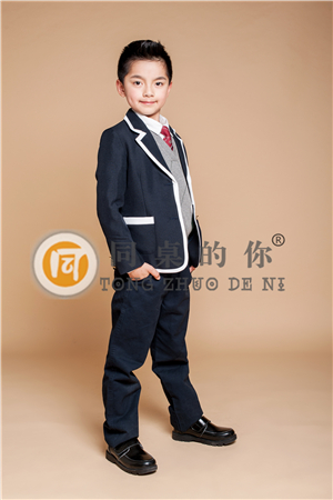 鎮(zhèn)江市小學(xué)生校服批發(fā)報價
