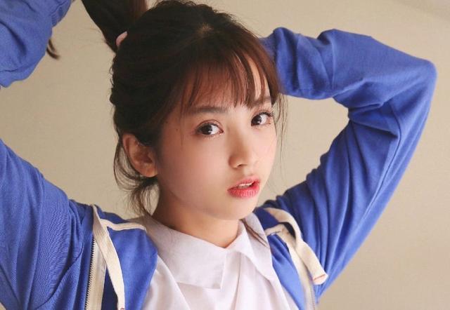 為什么學(xué)生有校服，而老師沒(méi)有教師服？網(wǎng)友的評(píng)論亮了！