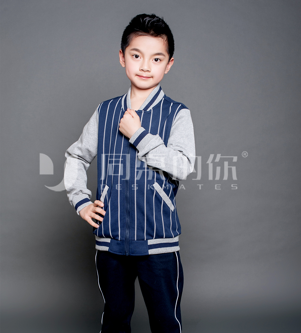 春秋拉鏈條紋拼接運動裝.jpg 春秋拉鏈條紋拼接運動裝.jpg