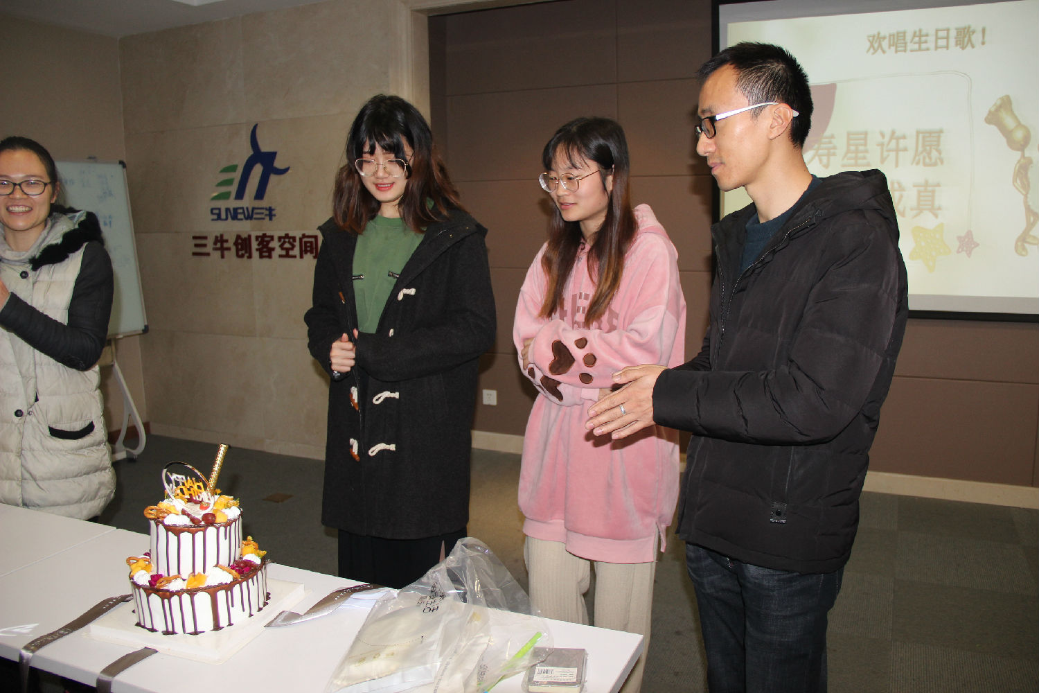 大牌生日會(huì) | 十二月的你，是奮斗時(shí)光里最美的贊歌