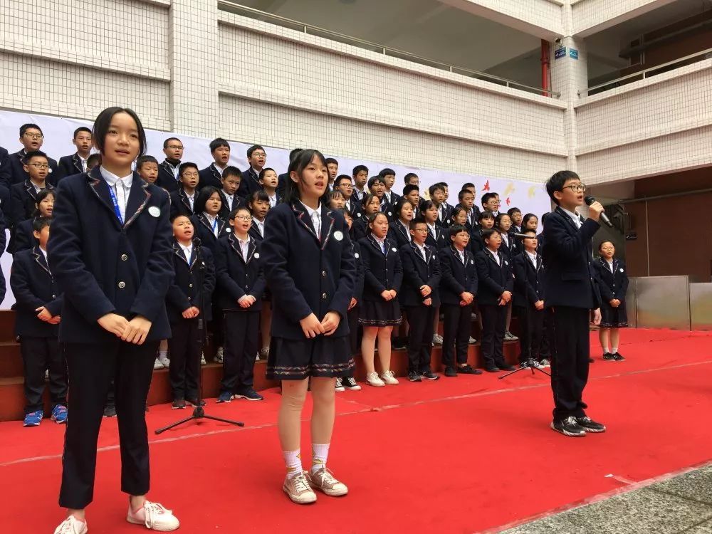 學生校服校服試穿時要注意什么？