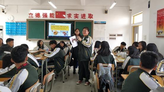 中職學(xué)生校服定做應(yīng)該注意哪些方面？