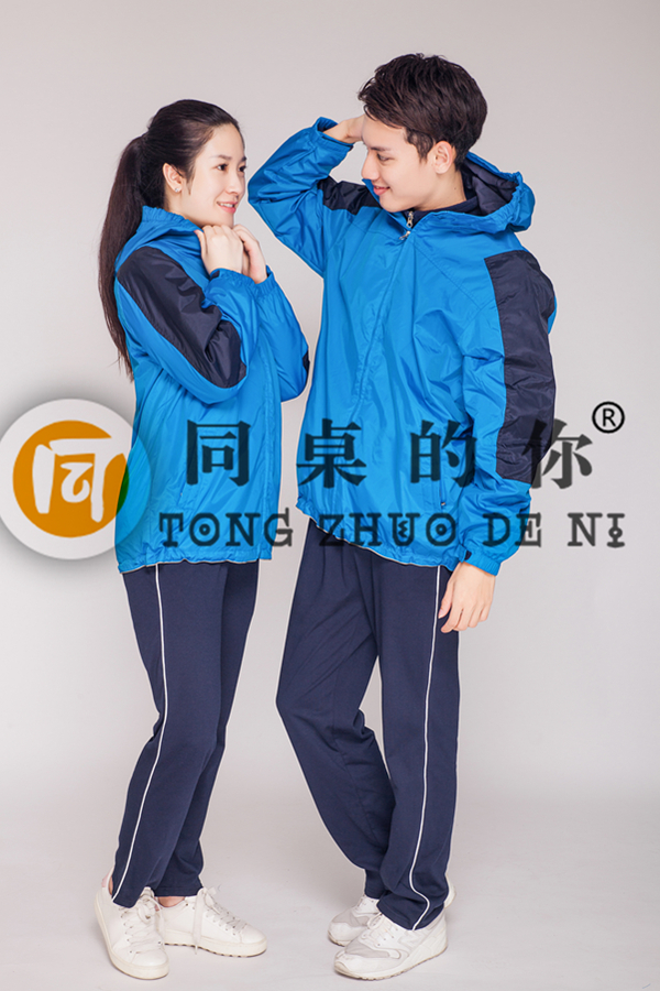 校服藍，青春期最難忘的顏色！