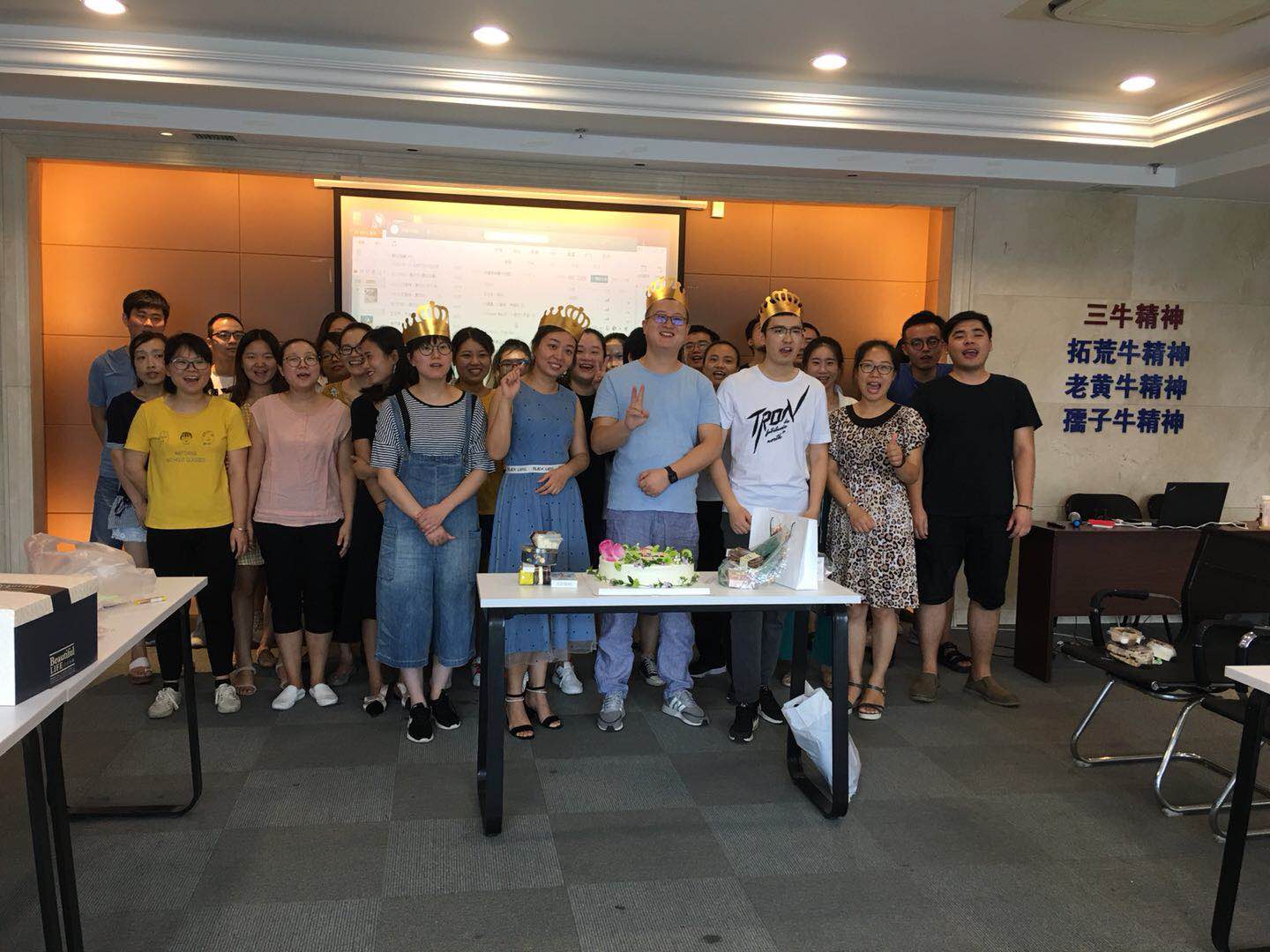“同桌的你”八月大牌生日會(huì)！