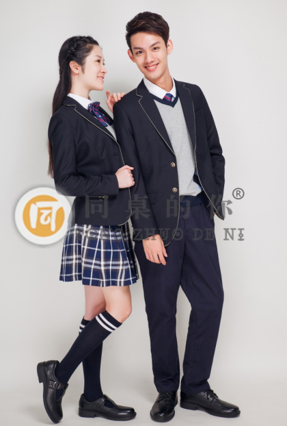 換季購(gòu)買(mǎi)校服注意事項(xiàng)