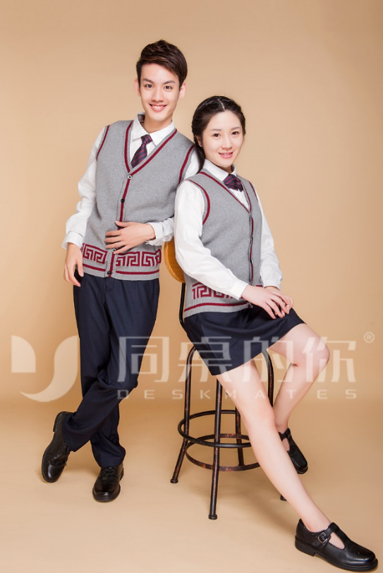 貴族學(xué)校與普通學(xué)校的定制校服有什么區(qū)別？