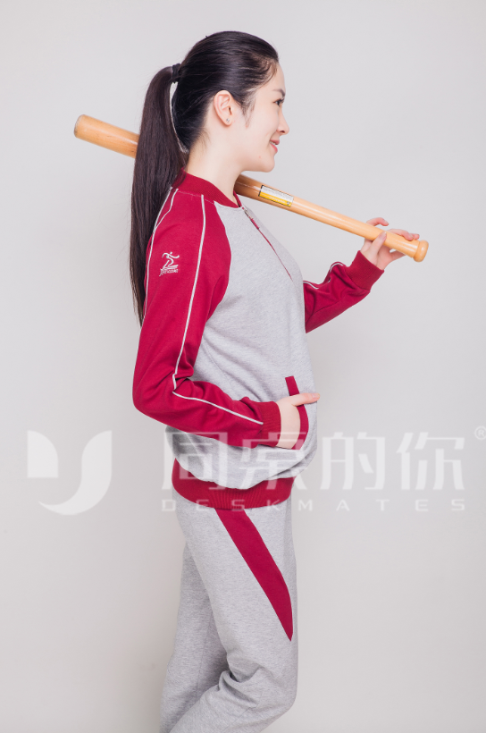 校服定做準(zhǔn)備多少套比較合適？