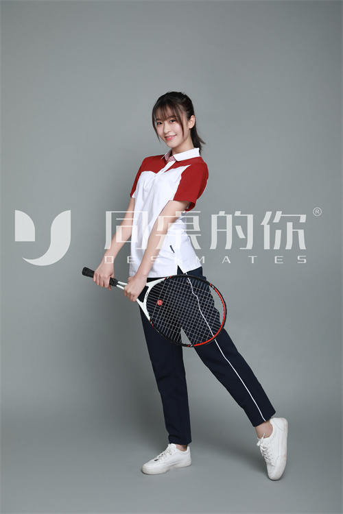你知道校服配什么鞋子好看？