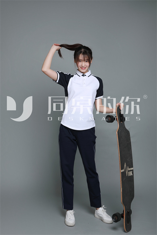 選購深圳中學校服時，如何去分辨校服真?zhèn)文兀? title=