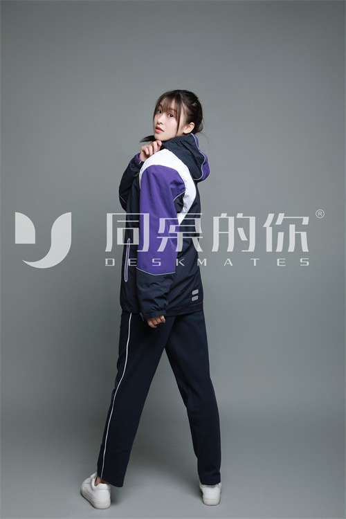 初中校服應(yīng)該怎么提升品質(zhì)？