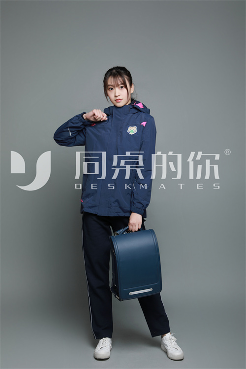 如今的冬季校服到底是什么品類？為什么要定制？