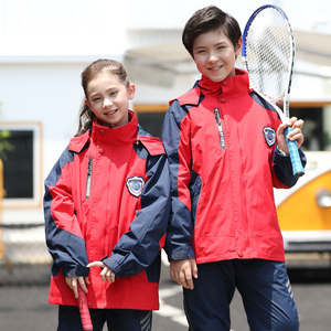 小學(xué)生冬季校服到底是羽絨服好還是棉服好？