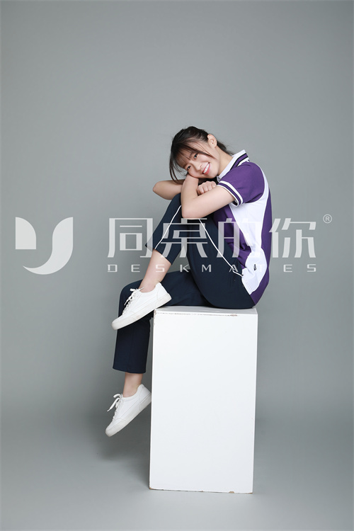 大家知道職業(yè)學(xué)校的學(xué)生校服有什么要求么？