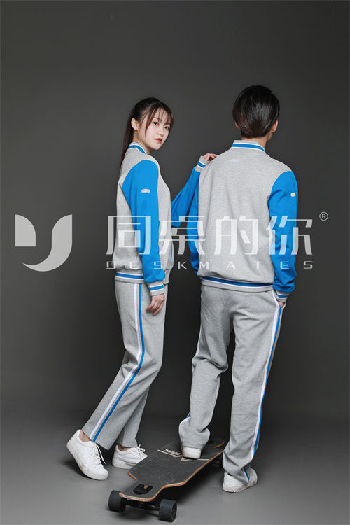 有哪幾種常見的中學(xué)校服款型呢？
