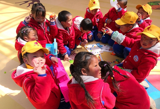 定制幼兒校服必須知道的關(guān)鍵點(diǎn)