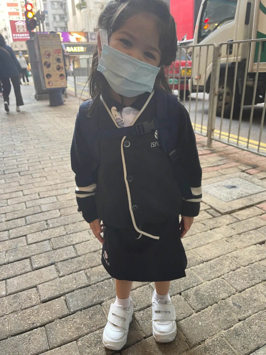 香港校服：傳統(tǒng)與現(xiàn)代的結(jié)合