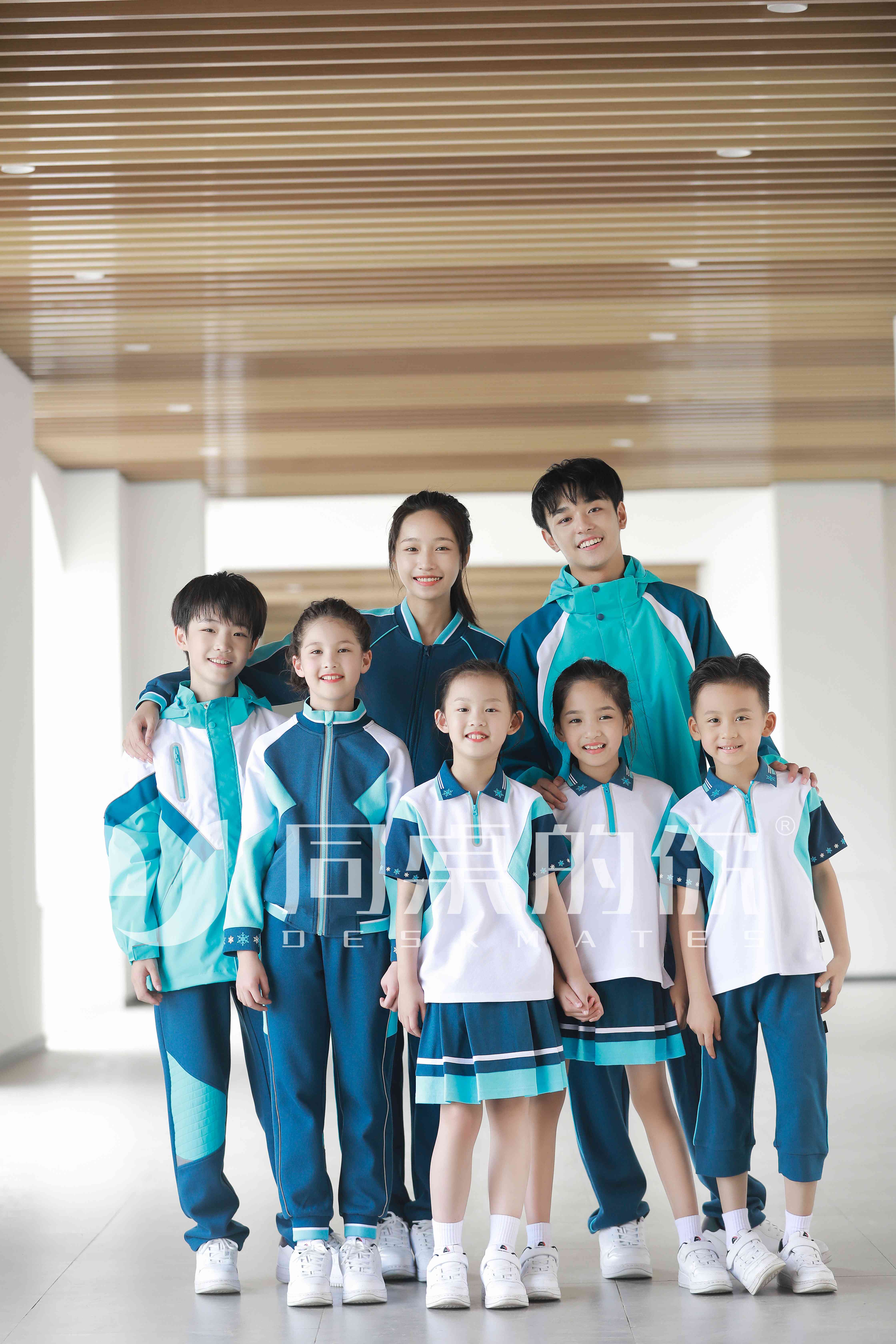 質(zhì)量過關(guān)才是要緊事！中學(xué)生校服定制標(biāo)準(zhǔn)有哪些？