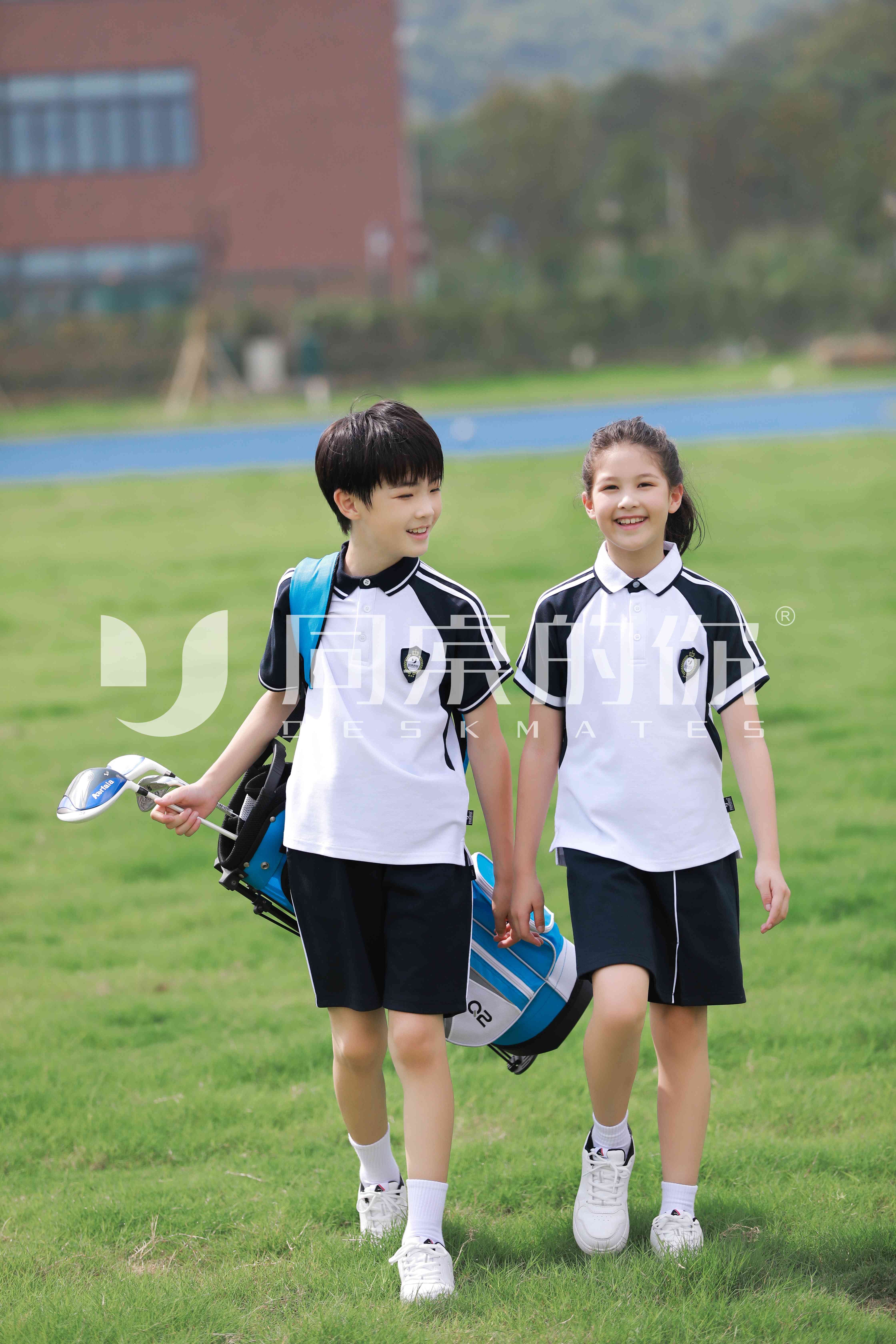 梅雨季夏季校服難晾干？正確的打開(kāi)方式是：