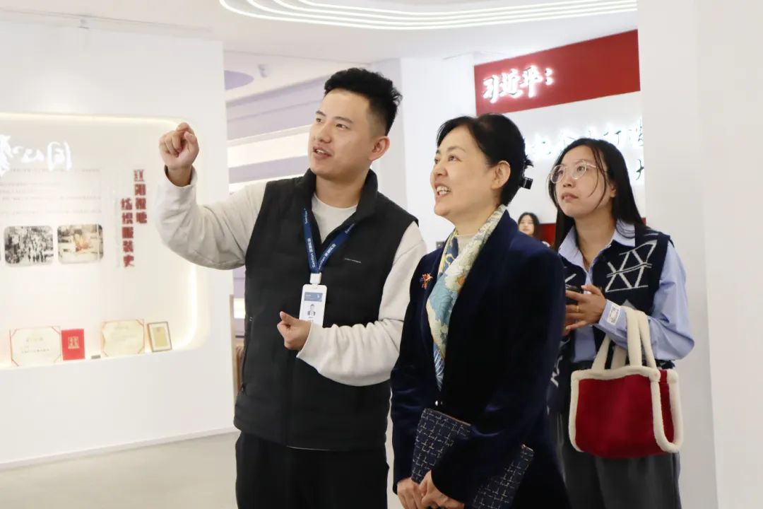 企業(yè)動態(tài) | 熱烈歡迎江陰市委宣傳常務副部長吳燕一行蒞臨指導