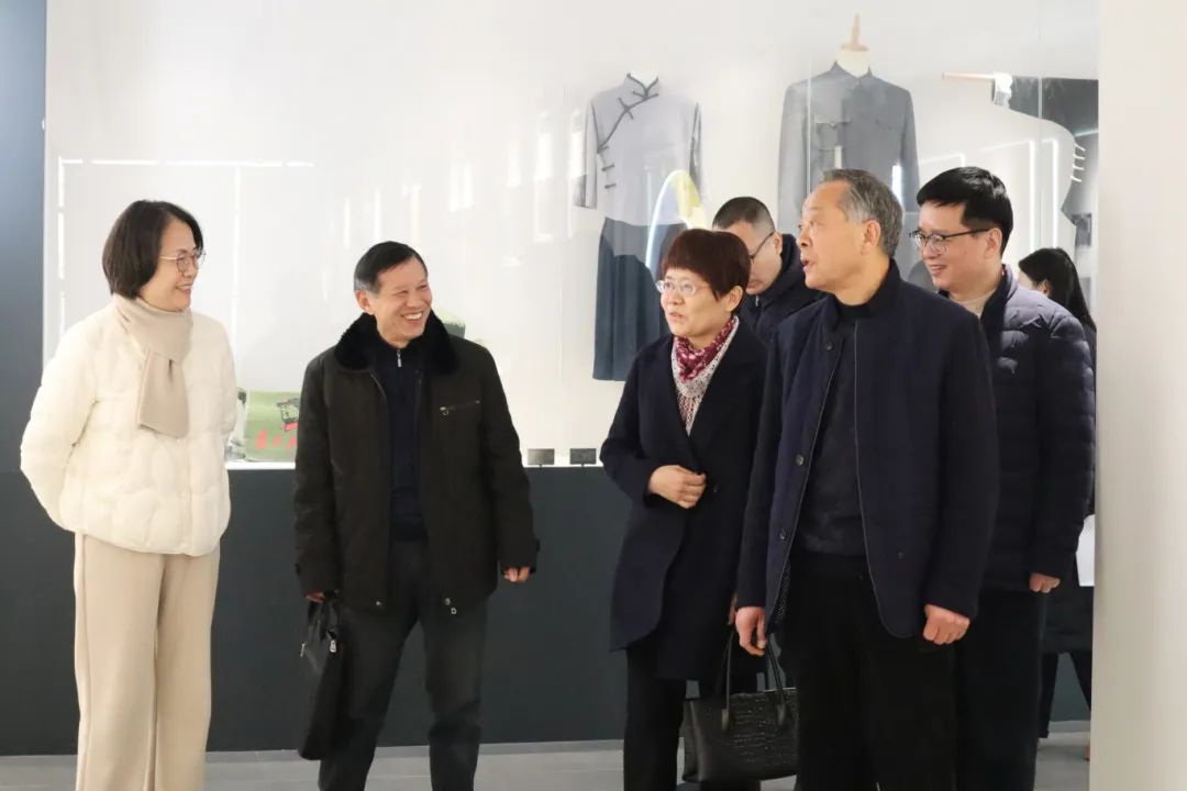企業(yè)動態(tài) | 熱烈歡迎關心下一代周報社副社長楊曉勤一行蒞臨指導