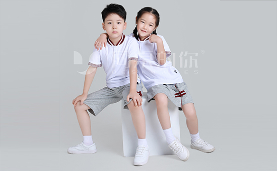 校服定做如何滿足不同學(xué)生的身材需求?