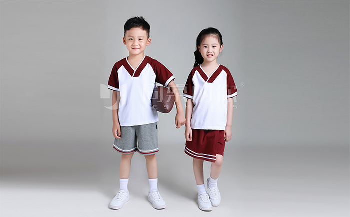 不同地區(qū)校服怎么代理?新手入門必讀指南!
